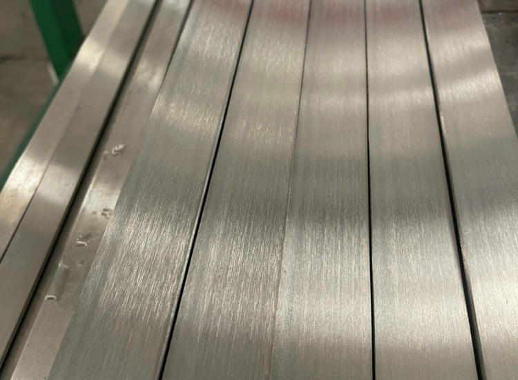 THANH LA ĐÚC 304- LA ZIN,XƯỚC HAIR LINE/No.1