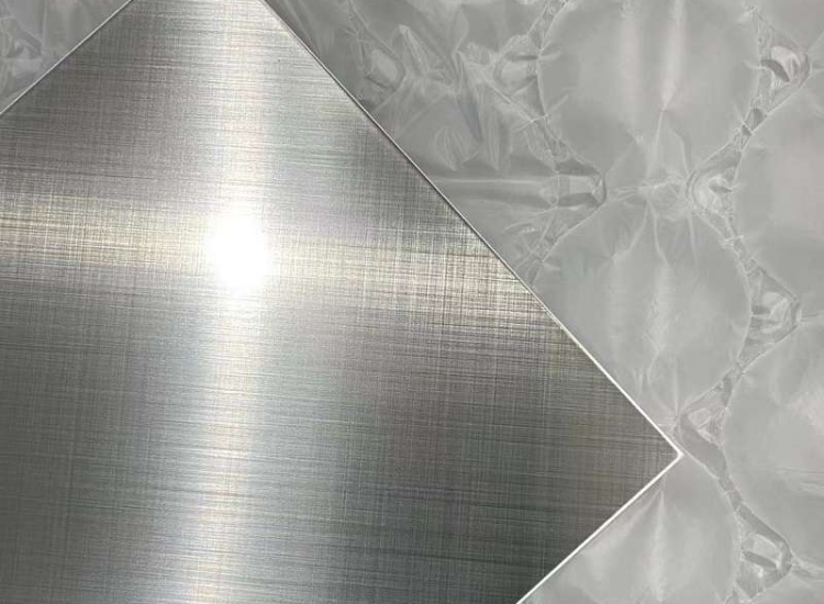 TẤM INOX XƯỚC CHÉO MÀU TRẮNG