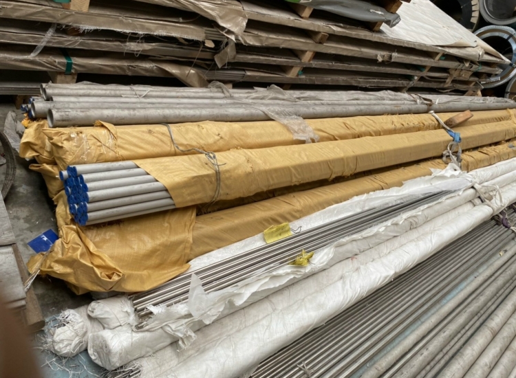 ỐNG HÀN/ĐÚC INOX  PHI 114.3*3.05 – ỐNG HÀN/ĐÚC INOX 4" SCH 10