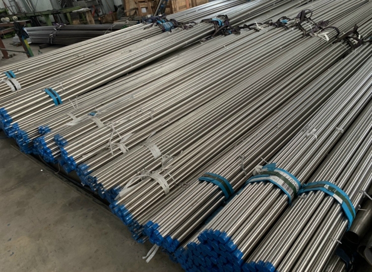 LÁP TRÒN ĐẶC 304- PHI 4.8|STAINLESS STEEL 304 ROUND BAR , Diameter 4.8mm