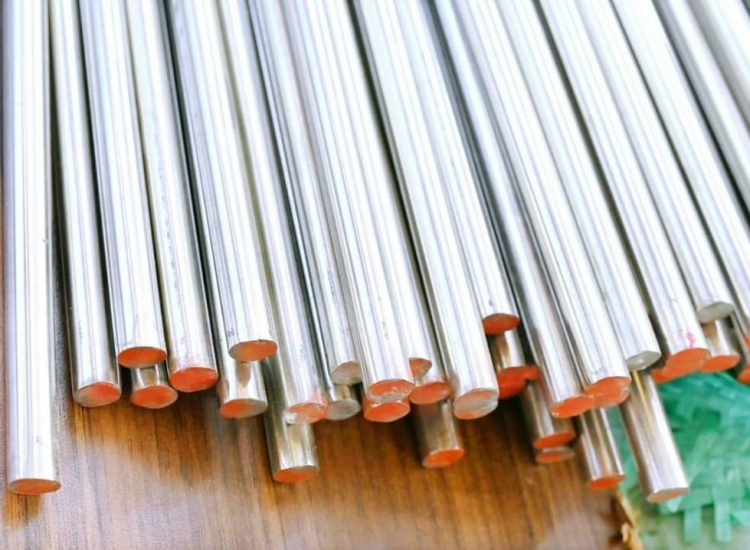 LÁP TRÒN ĐẶC 304- PHI 4.8|STAINLESS STEEL 304 ROUND BAR , Diameter 4.8mm