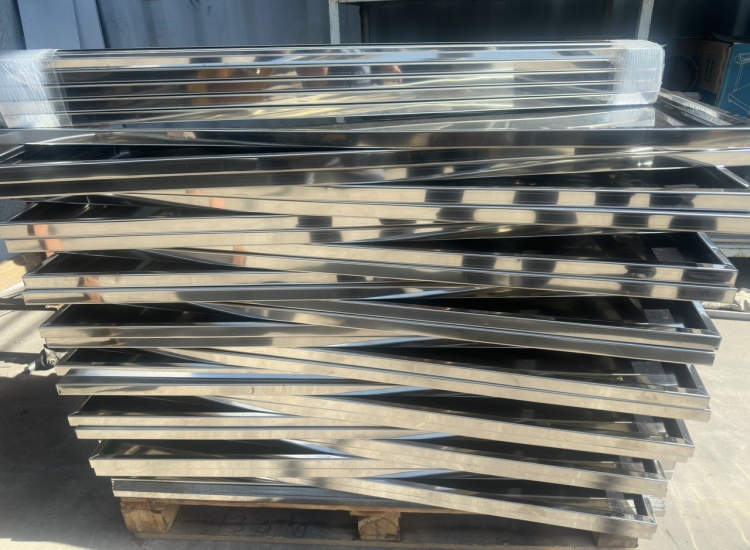 GIA CÔNG INOX LASER CHI TIẾT