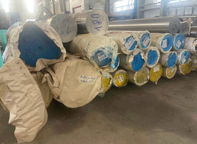 LÁP TRÒN ĐẶC 304- PHI 180|STAINLESS STEEL 304 ROUND BAR , Diameter 180mm