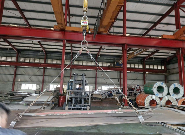 CUỘN INOX 429